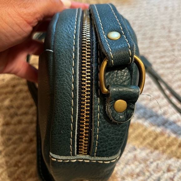 Portland Leather Goods Lagoon Small Circle Crossbody - Picture 12 of 13